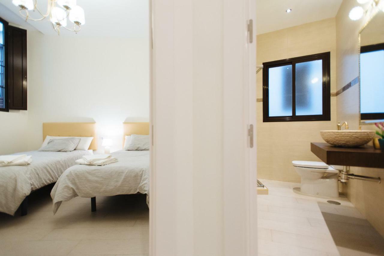Luxury Apartment Penuelas Free Parking Sevilla Kültér fotó